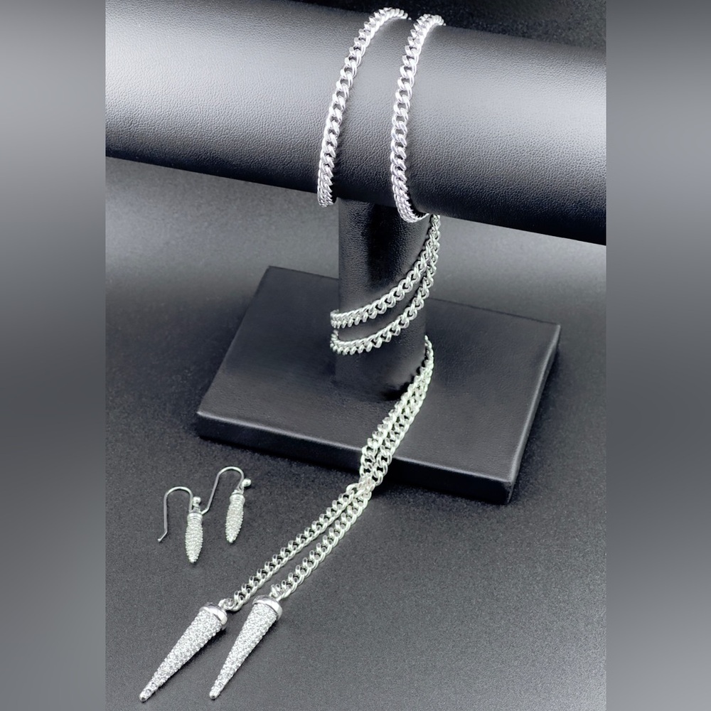 Spiked Lariat Necklace 
Touchstone Crystal by Swarovski